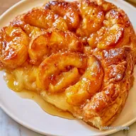 Apple Brie Tarts in 27 Minutes
