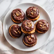 Buckeye Cookies with Peanut Butter Filling for 24 Servings