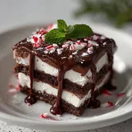 Chocolate Peppermint 4 Layer Dessert: No-Bake Crispy