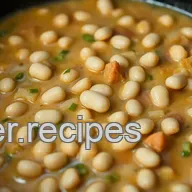 My Easy White Bean Chicken Chili Slow Cooker: A Family Favorite
