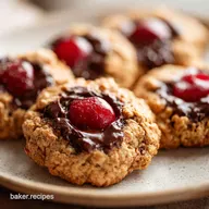 Chocolate Cherry Oatmeal Cookies: Crisp