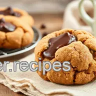 How to Bake Brown Butter Cookies with Gooey Chocolate: The Ultimate Indulgence