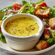 Olive Garden Salad Dressing: Creamy & Zesty