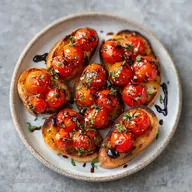 Roasted Cherry Tomato Crostini: Crispy