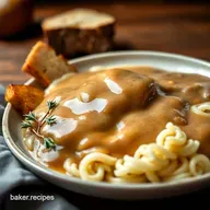 How to Make Homemade Gravy: The Ultimate Roast Dinner!